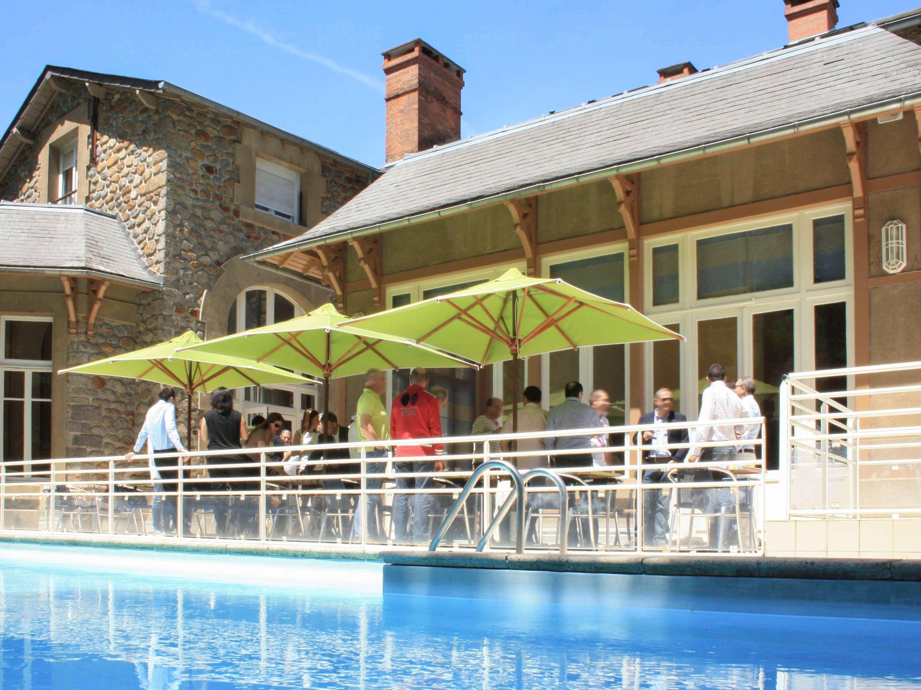 Hôtel Mercure Saint-Nectaire Spa&Bien-être Exterior foto
